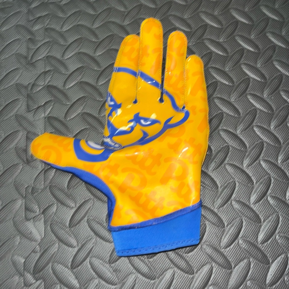 Pitt Panthers Football Left Glove Wide Receiver Super Bad 6.0 Game worn